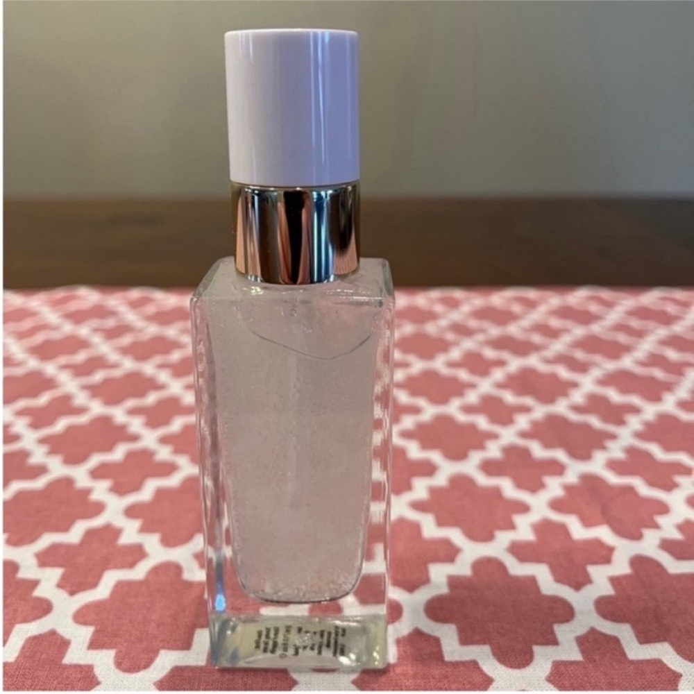 Beautycounter Glow First Priming Serum, new in box - Picture 5 of 8